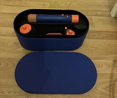 Dyson Airwrap i.d. - Violettblau/Topaz - Straight & Wavy - Bild 1 von 4