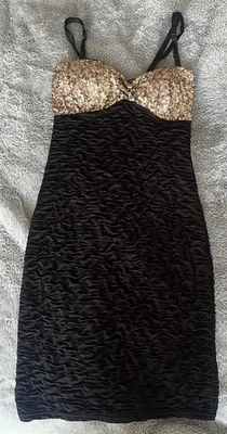 Rare Black and Gold NYE Sequin Bodycon Party Dress with Detachable Straps Size 6 - Image 1 of 4