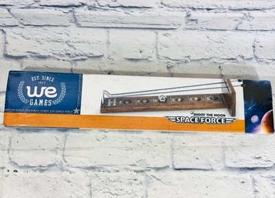 WE Games Space Force Shoot The Moon Juego de Habilidad Nostálgica Madera - Nuevo Precintado Foto 1 de 2