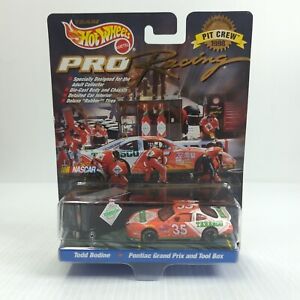 Hot Wheels Pro Racing 1998 Pit Crew Collector Edition Todd Bodine #35