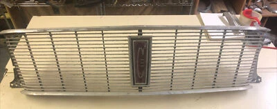 Chrysler Newport 1965 65 parrilla de radiador cromada OEM Mopar  Foto 1 de 4