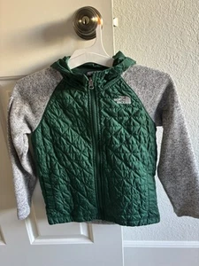North Face Jacket Boy 6Y - Picture 1 of 1