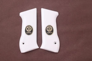 KSD Brand Jericho 941 F / FS Compatible White Acrylic Grips - Picture 1 of 1