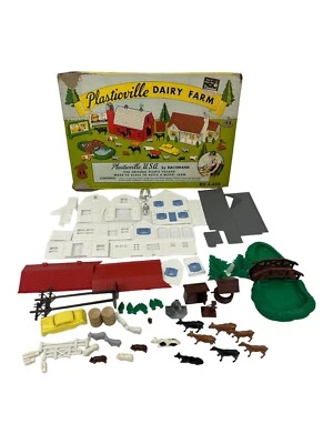 VTG Plasticville Dairy Farm RU-4 Model Train Accessory Set Incomplete For Parts - Image 1 of 4