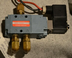 52401-1523 RICHTUNGSSTEUER LUFTVENTIL MAGNET SCHRADER BALG #20 PARKER - Bild 1 von 5
