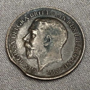 Planchet Clipped Error Farthing 1918 British Coin Great George Bronze uk - Picture 1 of 5