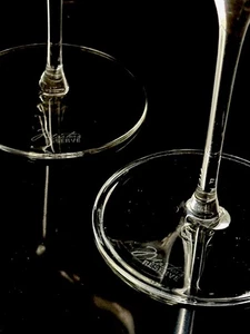 Master's Reserve Modern Crystal Stem Wine Handblown Glasses 2pc - Picture 1 of 4