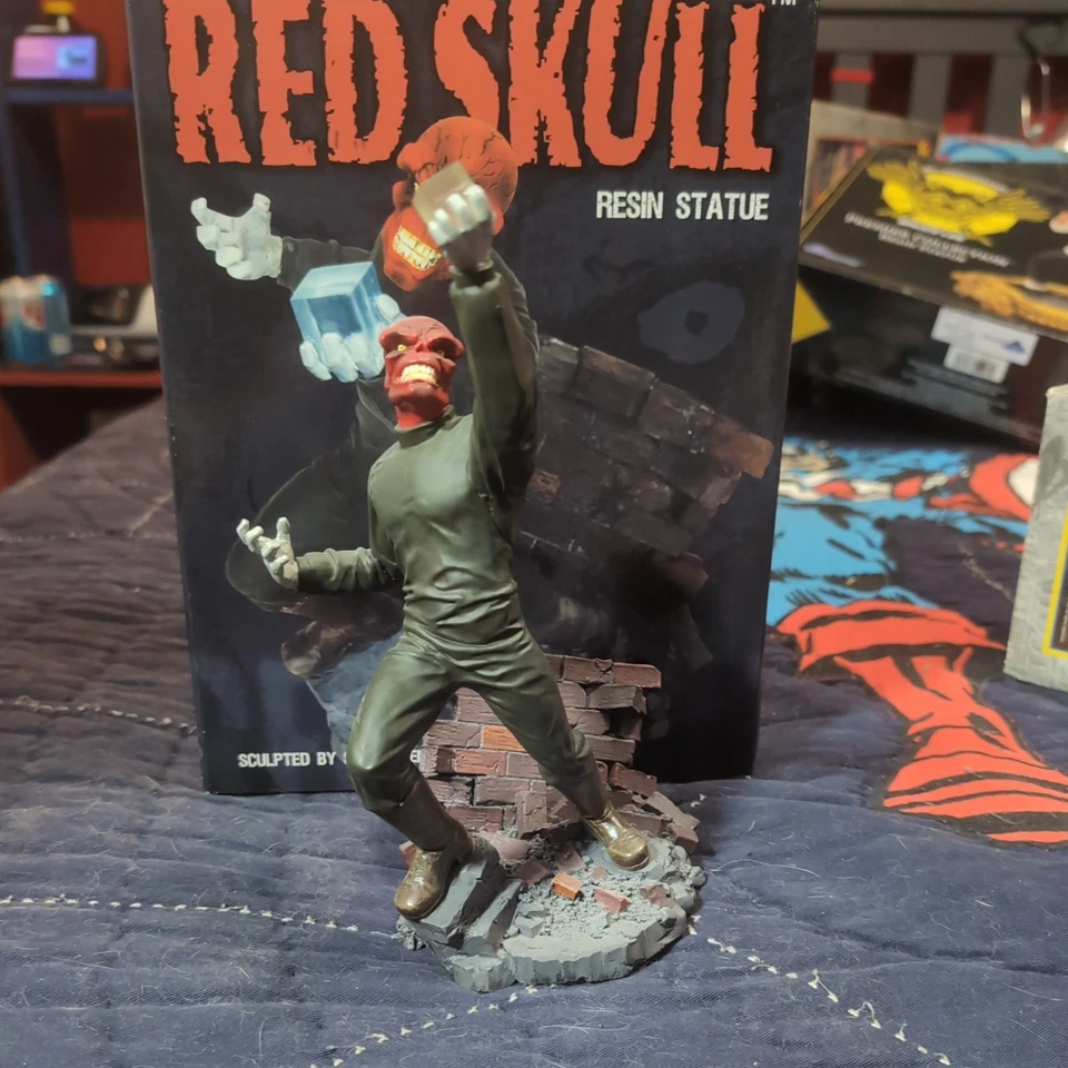 ESTATUA CALAVERA ROJA DE MARVEL DE SAM GREENWELL DIAMOND SELECT L/E NUEVA Foto 1 de 1