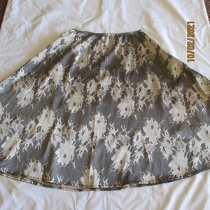 ELEGANT BLACK Cream SKIRT ELASTIC Waist Women Clothing SMALL SIZE Satin Feel - Picture 1 of 5