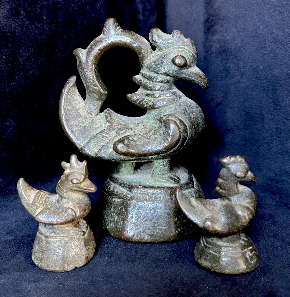 Antigo c. 1820 birmanês mianmar conjunto de 3 pesos de ópio de frango pátina natural - Imagem 1 de 4