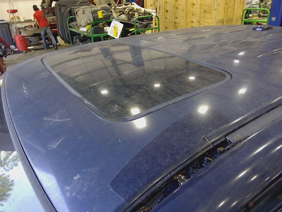 2006-2014 Honda Ridgeline Sunroof Glass Assembly with Frame and Motor OEM - Image 1 of 1