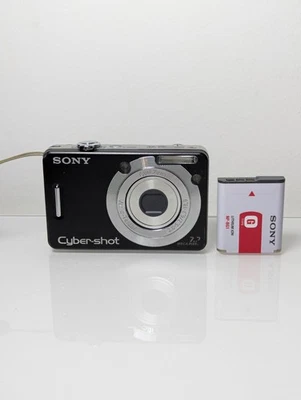 Sony Cybershot DSC-W55 7.2MP Digital Camera (Tested Working)  - Image 1 of 4