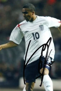 ENGLAND, LEEDS & CHARLTON: JEROME THOMAS SIGNED 6x4 ACTION PHOTO+COA - Picture 1 of 1