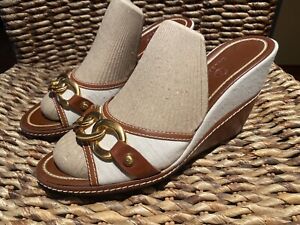 COLE HAAN Ivory Canvas w. Brown Leather Trim Gold Tone Chain Wedge Sandals 9B