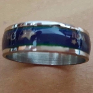 Bellissimo anello fascia Verde Blu Only Love You e cuoricini - Size 20 - Nuovo - Imagen 1 de 3