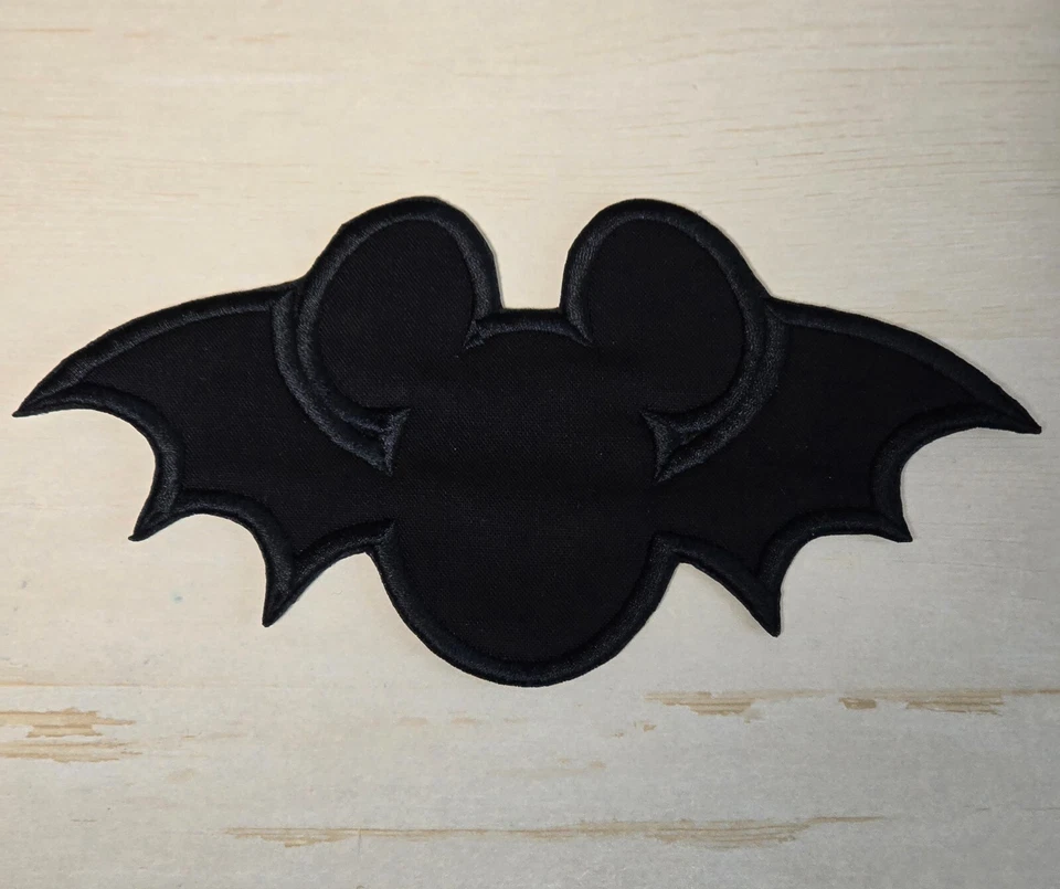 Parche de apliques bordados de hierro de 6,75 pulgadas con orejas de Mickey Mouse para Halloween Foto 1 de 1