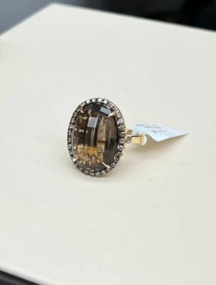 Anillo redondo de diamantes champán y topacio ahumado natural de oro amarillo de 14K Foto 1 de 4