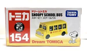 Takara Tomy / Dream Tomica No.154 Peanuts Gang Snoopy School Bus