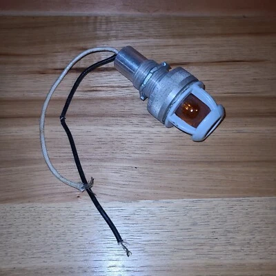 Conjunto a prueba de explosiones Appleton con bombillas indicadoras luz ámbar peligroso BIN74 Foto 1 de 3