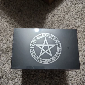 Dark Arcanists Amanda Lapalme Mana Moon Dicewinder Deck Box Yugioh Dark Magician - Picture 1 of 1