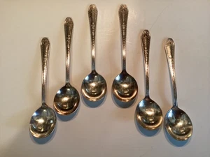 6 Hampton Court Community Plate 1926 Silverplate Wreath ONEIDA Gumbo Soup Spoons - Picture 1 of 4