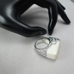 Modern Unique Designer White Block Stainless Overlay Size 7.5 Ring - Picture 1 of 7