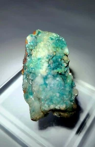 ***DULCE-Calcita Brillante Sobre Cristales Smithsonita Azul Teal, Mina México*** - Imagen 1 de 8