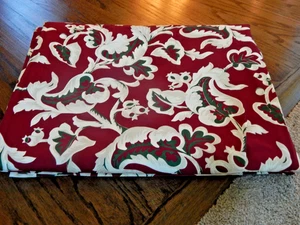 NWOT Williams Sonoma 100% Cotton Red, Green, White Floral 70”x108 Tablecloth - Picture 1 of 6