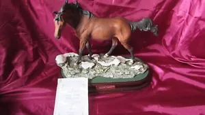 ROYAL DOULTON HORSE DA236 VOLO DEL TRAKEHNER DA 236 EDIZIONE LIMITATA IN SCATOLA + CERTIFICATO DI AUTENTICITÀ - Foto 1 di 12