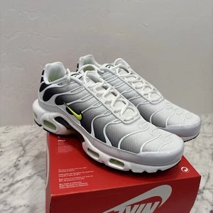 Men's 10.5 NIB Nike Air Max Plus White Black Volt airmax DM0032-103 - Picture 1 of 8