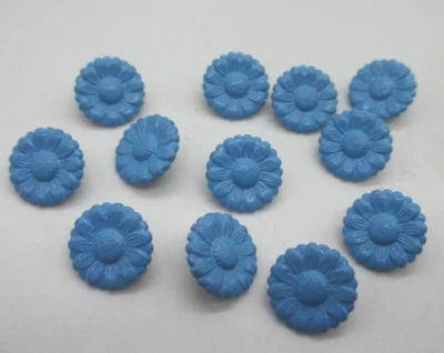 9/16"  BLUE  Painted Metal Daisy Flower Shank Back  Buttons 12 pieces  14mm - Image 1 of 4
