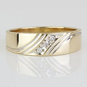 14k Yellow Gold 3-Diamond Anniversary Ring / Wedding Band - Picture 1 of 9