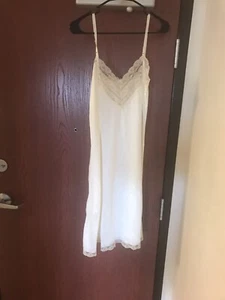 Vintage MEL LIN Full Slip cremefarben sehr hellgelb GRÖSSE MEDIUM - Bild 1 von 6