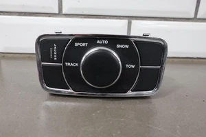 2014-2020 Jeep Grand Cherokee SRT8 Transfer Case Control Switch OEM 05035273AC - Picture 1 of 13