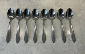 Oneida Jennifer Luann Mooncrest Trista 8 Teaspoons 18/0 Stainless 6-3/8” Flatwar - Picture 1 of 4