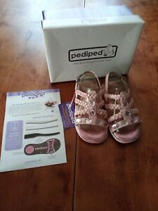 Pediped Flex Phoebe Rhinestone Gem Sandals Memory Foam Size 6-6.5 Narrow Pink