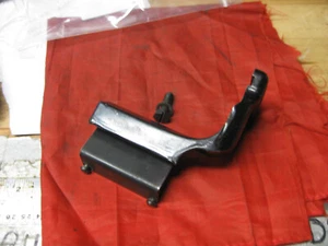 Singer BZ 15-8 Sewing Machine Motor Mounting Bracket 66 99 99K - Picture 1 of 3