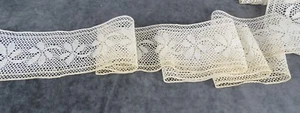 14.75 yards - Antique French Handmade Bobbin Lace Trim Card - 3.75in. width - Picture 1 of 16