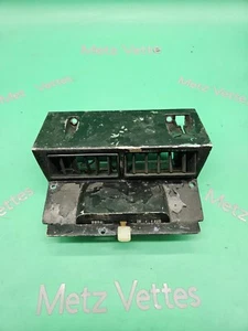C3 1972-76 OEM Corvette Center Console Wiper Switch Bezel with AC GM 6499625 - Foto 1 di 9