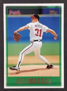 Greg Maddux 1997 Topps Baseball Card #130 (NM) - Foto 1 di 2