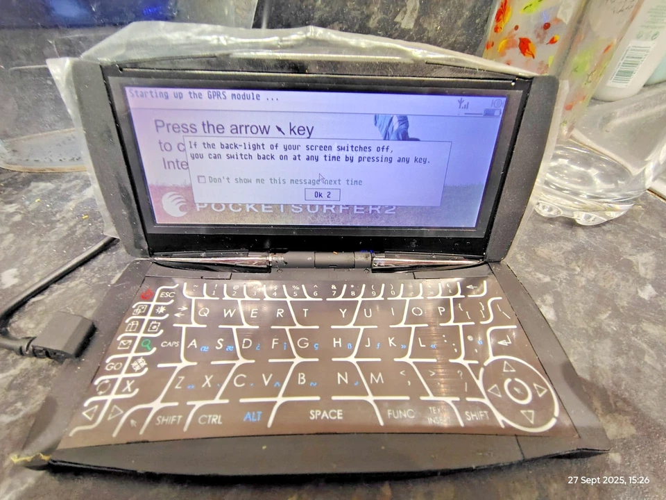 Pocket Surfer 2 Datawind DW-RC04 Boxed Collectable - Image 1 of 4