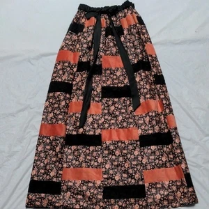 Maxi Falda Mr Hank Vintage Años 70 Rosa Negra Estampado Floral Patchwork Pradera Boho - Imagen 1 de 8