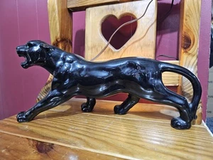 VINTAGE 15" CERAMIC BLACK PANTHER LAMP WORKING AND IN GREAT SHAPE W/ GREEN EYES - Picture 1 of 6
