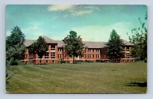 Veterans Hospital Scene Knoxville Iowa Postcard CM0148 Unposted - Picture 1 of 2