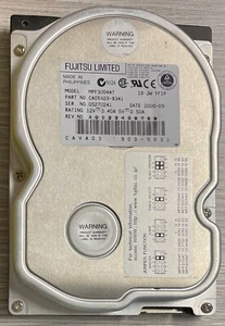 Hard Disk Fujitsu 20GB PATA 3.5" MPF3204AT usato, in ottime condizioni - Foto 1 di 2