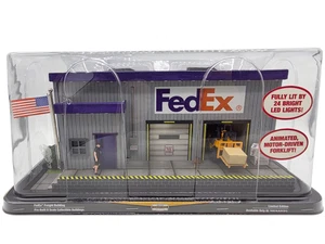 FedEx Freight Building O Gauge Animated Operating Forklift 1/48 Scale 279-6395 - Picture 1 of 7