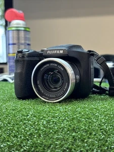 Fujifilm FinePix S5700 7.1MP Digital Camera - Black *TESTED WORKING* - Picture 1 of 10