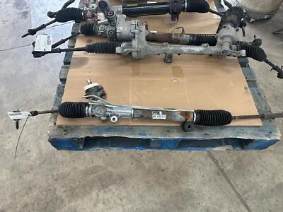 Б/у стойка и шестерня в сборе подходит: 2005 Chevrolet Cavalier силовая стойка и Pinio - Изображение 1 из 4