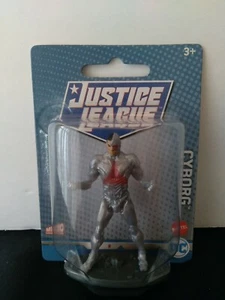 DC Justice League Cyborg Mattel Micro Collection - Picture 1 of 7