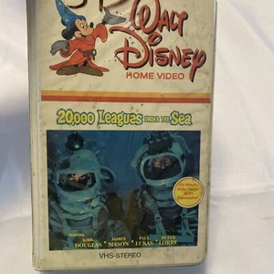 Walt Disney Home Video: 20000 Leagues Under the Sea (VHS, 15VS, Clam Shell - Picture 1 of 5